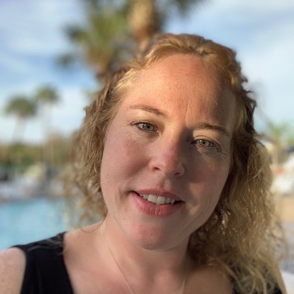 Meet your Posher, Jennifer